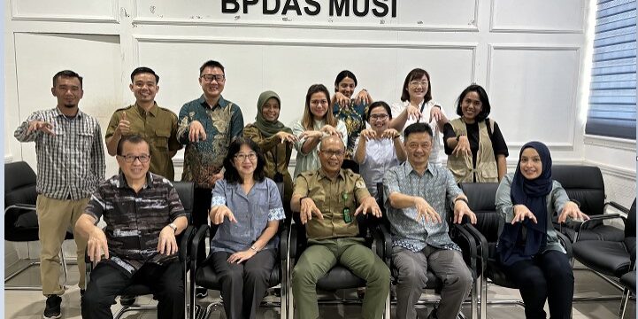 Berkolaborasi konservasi Mangrove

