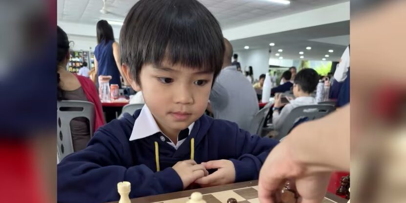 Semakin anak-anak di Singapura bermain catur