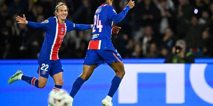 Senny Mayulu dan Mika Godts cetak gol kemenangan PSG
