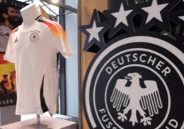 Sepak bola Jerman tidak lagi menggunakan Adidas