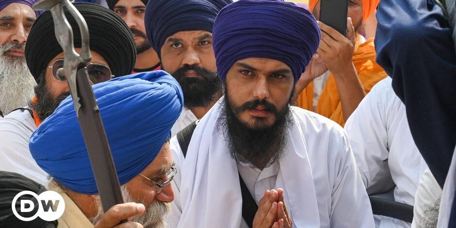 Separatis Sikh, Amritpal Singh ditangkap