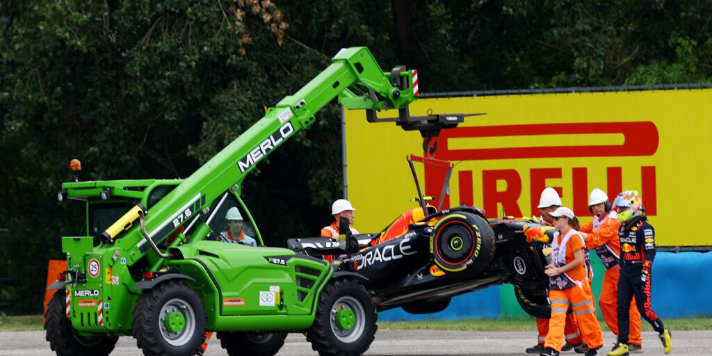 Sergio Perez - Red Bull kecelakaan