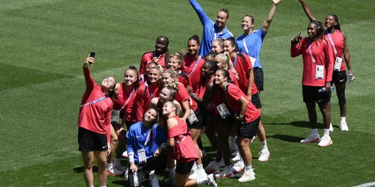 Sesi Latihan Tim Sepak Bola Wanita NZ Terganggu oleh Drone