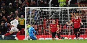Sevilla menahan tuan rumah MU 2-2