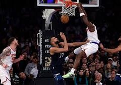 Slam dunk O.G.Anunoby - New York Knicks