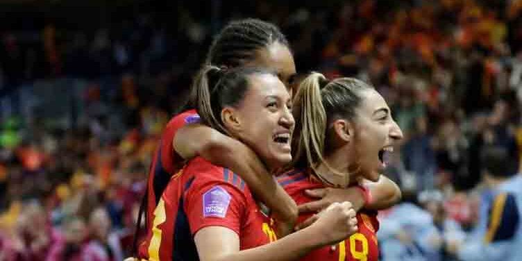 Spanyol, ranking teratas FIFA Wanita