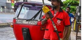 Sri Lanka Naikkan Harga BBM 25%