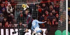 Sunderland bermain tanpa gol dengan Manchester City