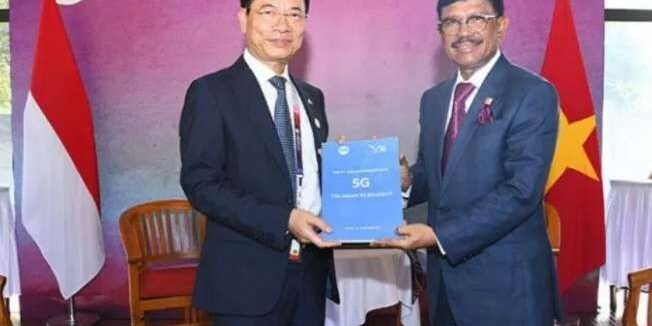 Menteri Komunikasi dan Informatika Johnny G. Plate. 