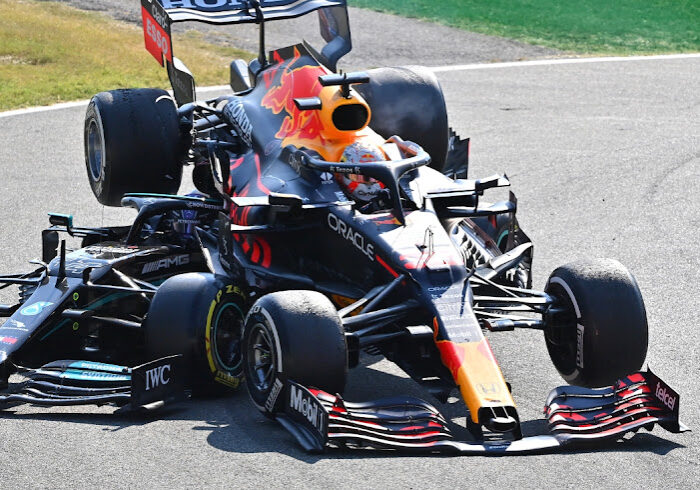 Tabrakan Max Verstappen dengan Lewis Hamilton di GP Italia