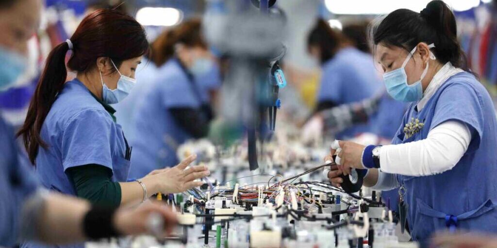 Tahun Pertumbuhan Pabrik dan Ritel Terlemah China