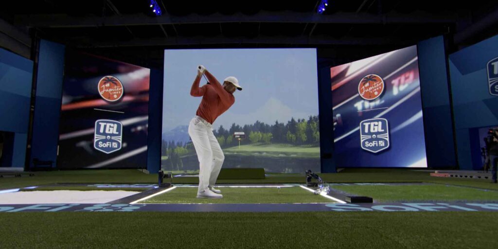 Tiger Woods debut dalam Liga Indoor