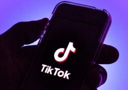 TikTok dilarang atau divestasi AS