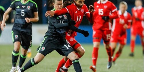 Timnas Wanita Rusia U17 sedang berlaga