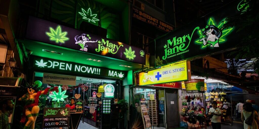 Toko yang menjual Cannabis di Bangkok