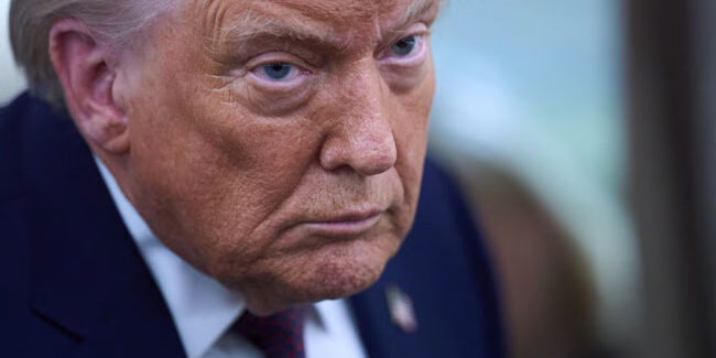 Trump ancam Kanada dengan Tarif 100%