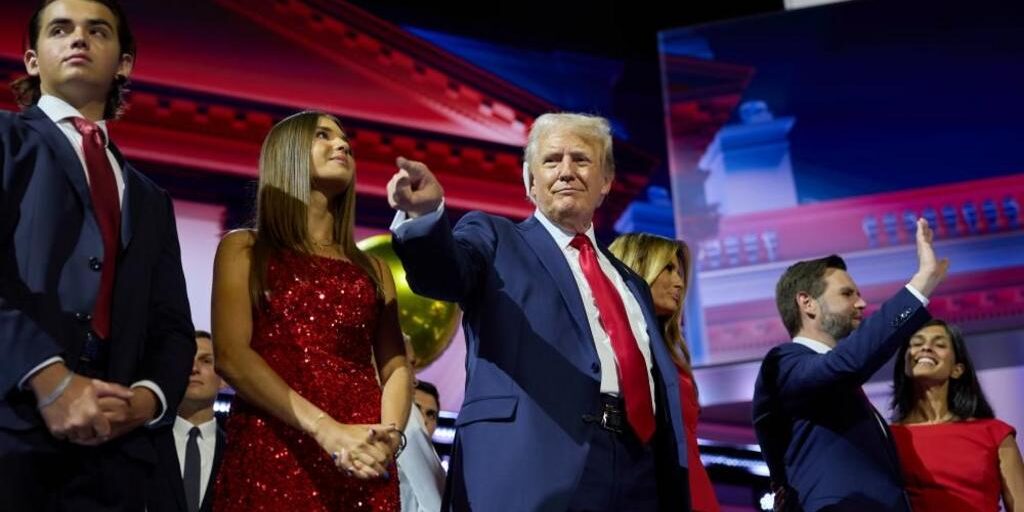 Trump kembali berkampanye