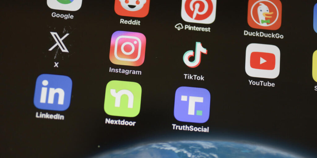 UE targetkan TikTok, X, aplikasi lain