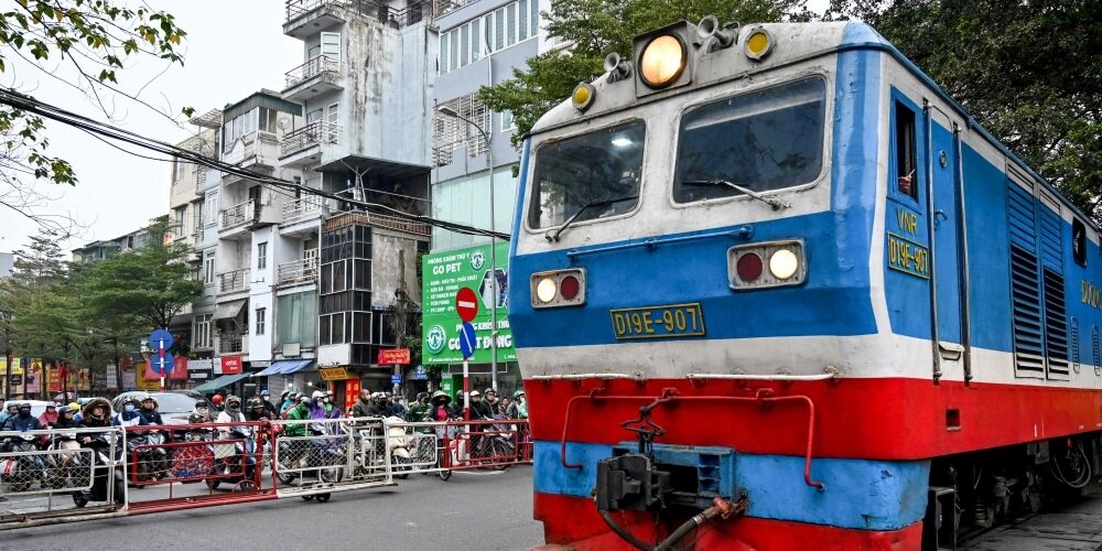 Vietnam Setujui Jalur Kereta US$8 Miliar 