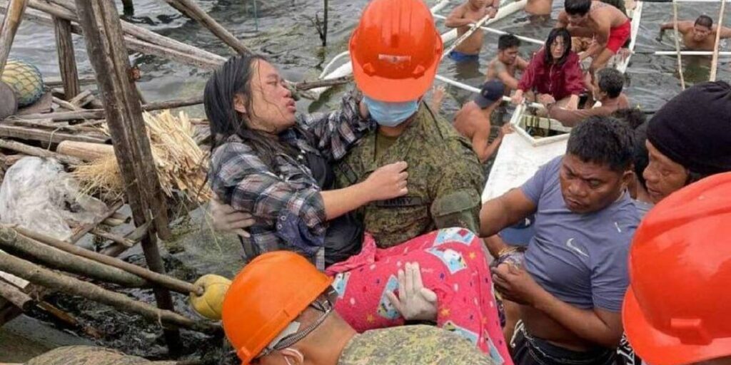 Vietnam evakuasi ribuah orang