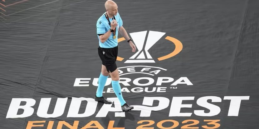 Wasit Anthony Taylor - Inggris
