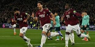 West Ham mengalahkan Wolves 4-0