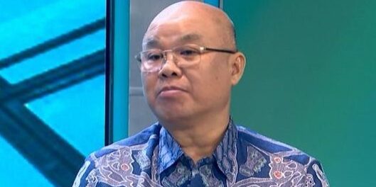 Alphonzus Widjaja

