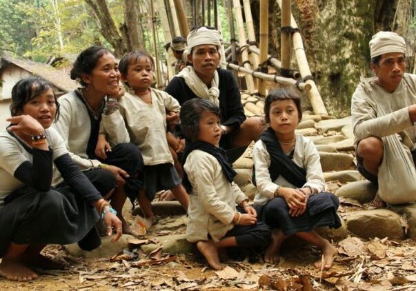 Suku Baduy (romadecade)