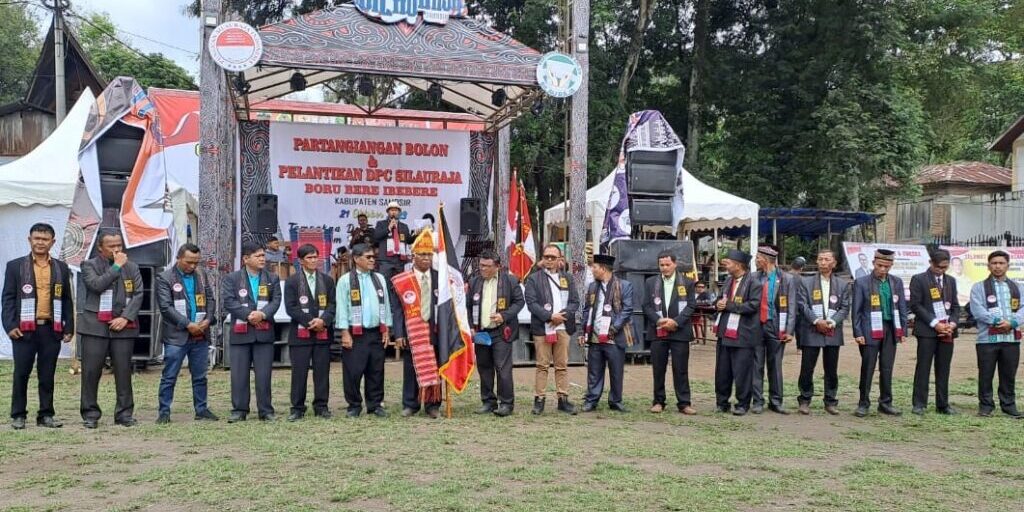 Pelantikan Dewan Pimpinan Cabang (DPC) Silau Raja Boru/bere, Ibebere Kabupaten Samosir 