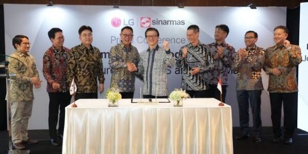 Sinar Mas membangun pusat data di tengah kota Jakarta senilai Rp4,6 triliun
 


