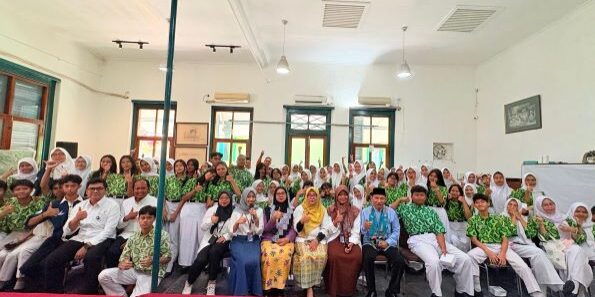 Program Literasi Keuangan bagi Siswa SMKN 27 Jakarta oleh Prodi Aktuaria Universitas Pertamina 
