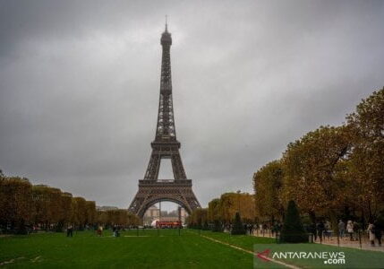 Menara Eiffel, Paris, Prancis