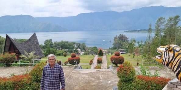 Dr. Wilmar Eliaser Simandjorang, Dipl_Ec., Dipl_Plan., M.Si