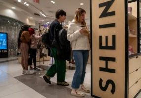fesyen Shein - China