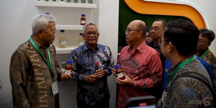 Kegiatan booth visit IOPC

