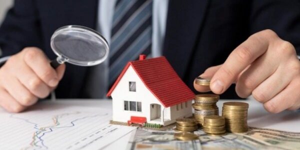 Ilustrasi investasi di sektor properti/Freepik

