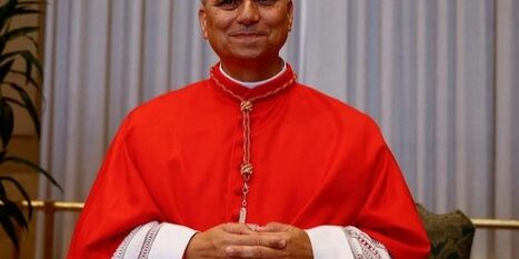 Kardinal Robert Francis Prevost dari AS dengan nama kepausan Paus Leo XIV terpilih menjadi pemimpin Gereja Katolik baru menggantikan Paus Fransiskus. (Foto: repro REUTERS)

