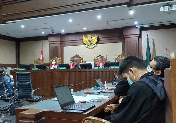 Sidang suap bansos Corona