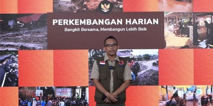 Kepala Pusat Data, Informasi, dan Komunikasi Kebencanaan BNPB, Abdul Muhari menyampaikan konferensi pers Penanganan Pascabencana di Sumatra. (Foto: Tangkapan Layar Youtube/BNPB Indonesia)

