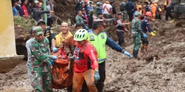 Tiga orang meninggal dunia