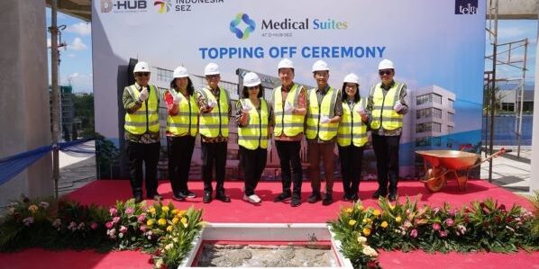 Sinar Mas Land Lakukan Prosesi Topping Off Medical Suites BSD City. (Foto: dok Sinar Mas Land)