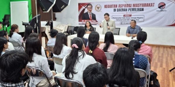 Acara Kegiatan Aspirasi Masyarakat di Daerah Pemilihan Pemenuhan Hak Dasar Warga Negara Menurut UUD NRI Tahun 1945 di YPSIM Medan