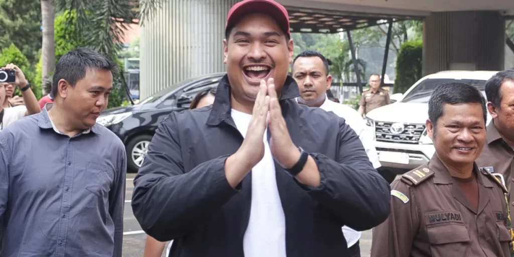 Menpora Dito Ariotedjo

