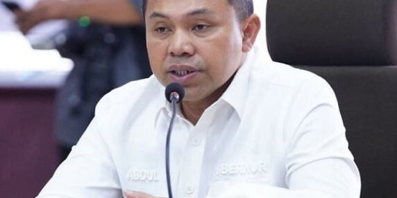 Gubernur Riau Abdul Wahid 