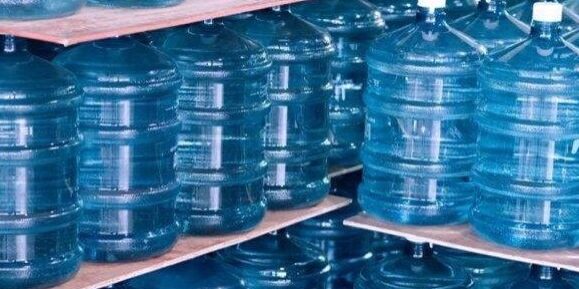 Pelebelan gallon

