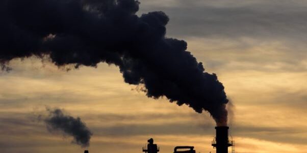 perusahaan besi dan baja 