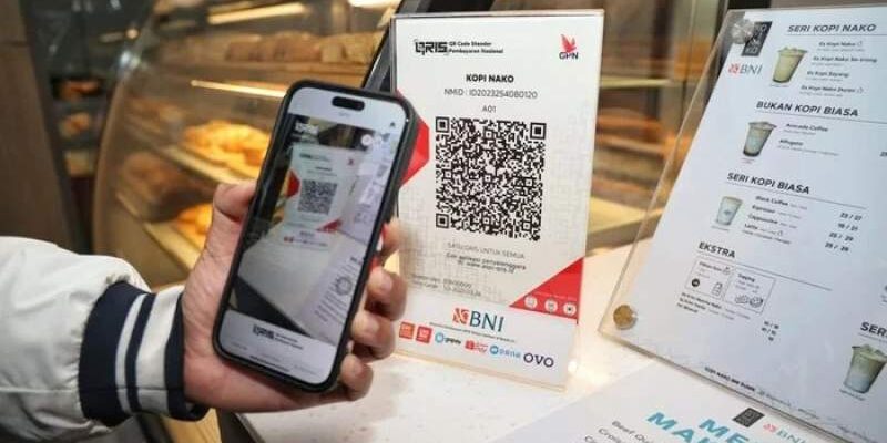 Mulai 1 Januari 2025, transaksi menggunakan uang elektronik seperti e-money dan QRIS akan dikenakan Pajak Pertambahan Nilai (PPN) sebesar 12%.