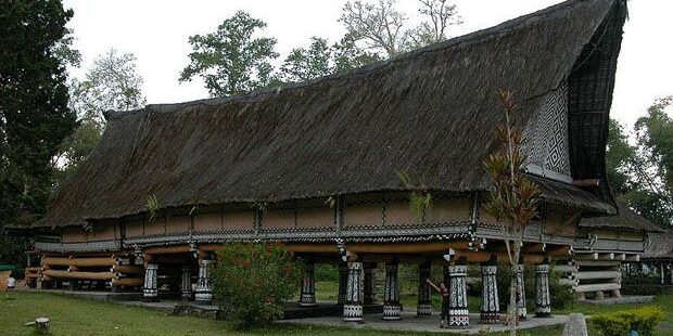 Rumah Bolon Pamatang Purba 