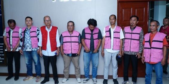 8 Tersangka Korupsi Proyek Jalan di Batubara Ditahan Kejati Sumut 