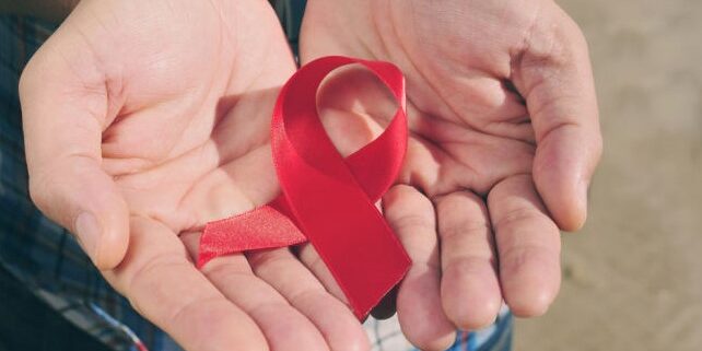 terinfeksi HIV 